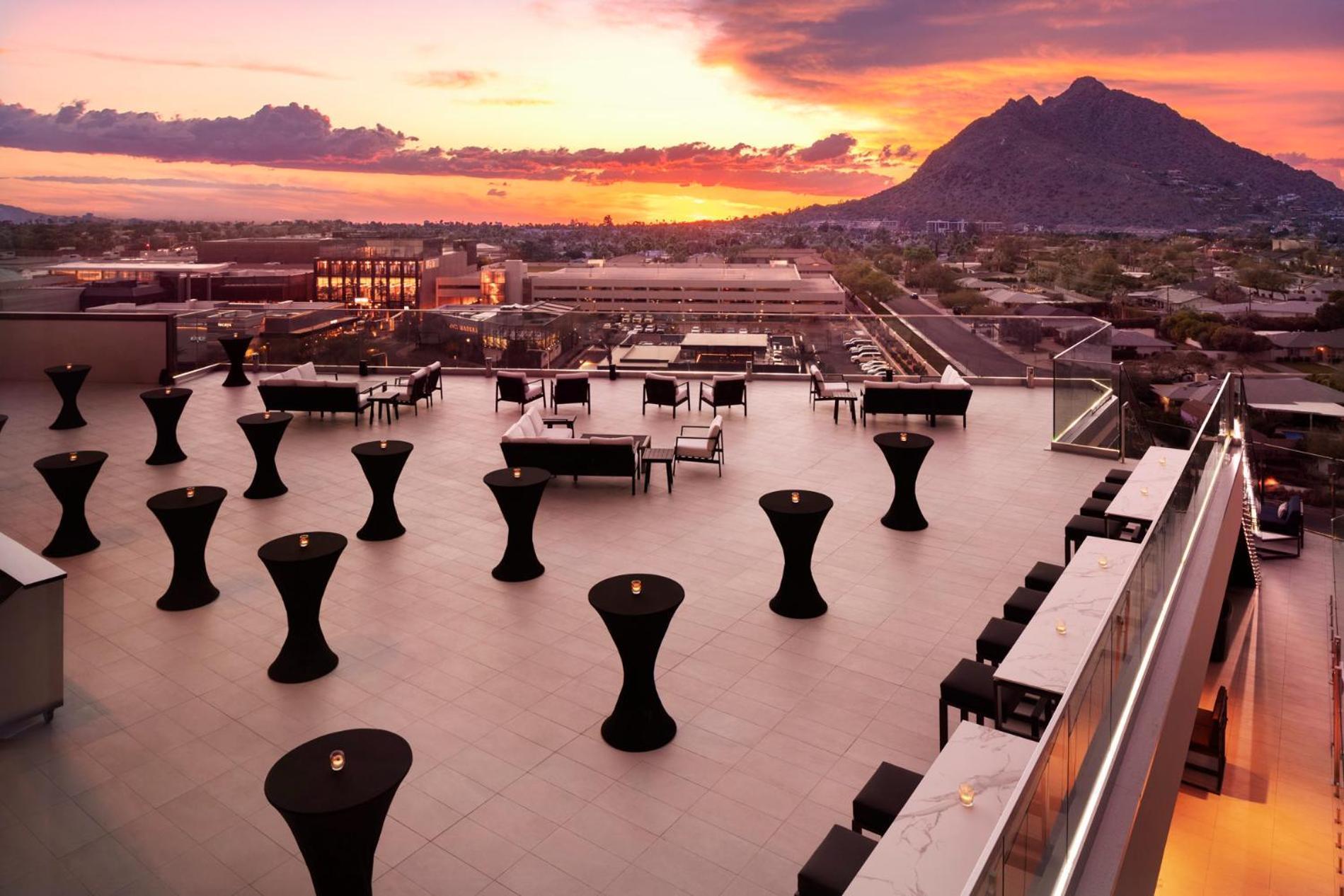 Caesars Republic Scottsdale, A Hilton Hotel Esterno foto